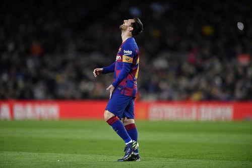 巴萨官网吃瓜群众,吃瓜群众眼中的豪门风云